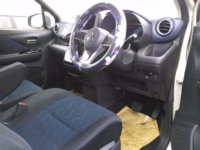 MITSUBISHI EK X