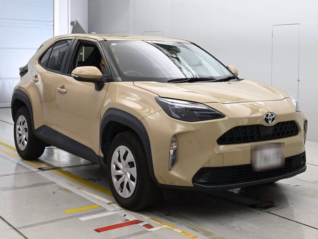 TOYOTA YARIS CROSS