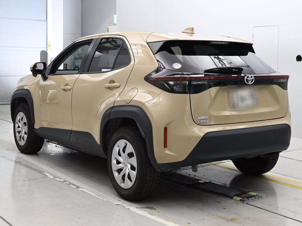 TOYOTA YARIS CROSS