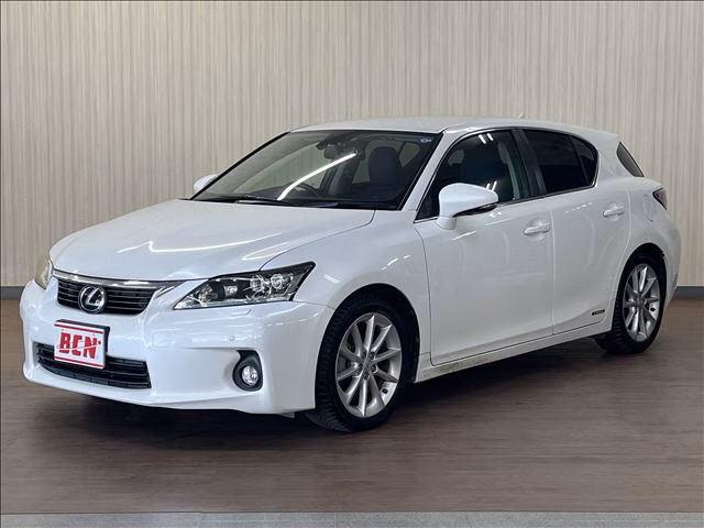 LEXUS CT200H