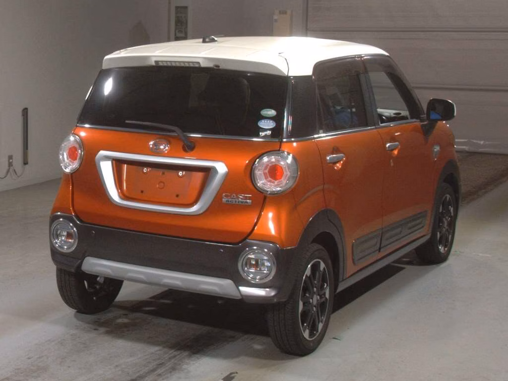 DAIHATSU CAST
