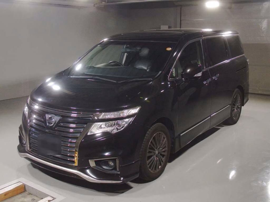 NISSAN ELGRAND