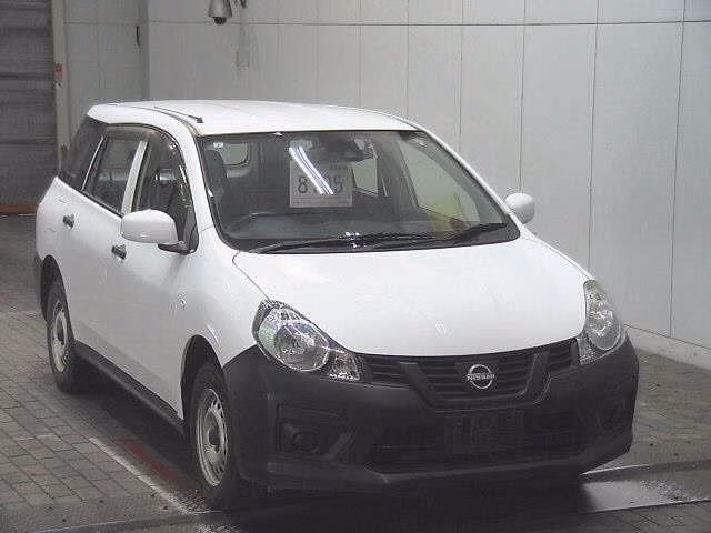 Nissan AD