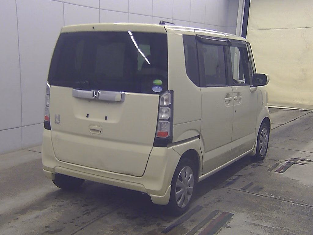 HONDA N-BOX