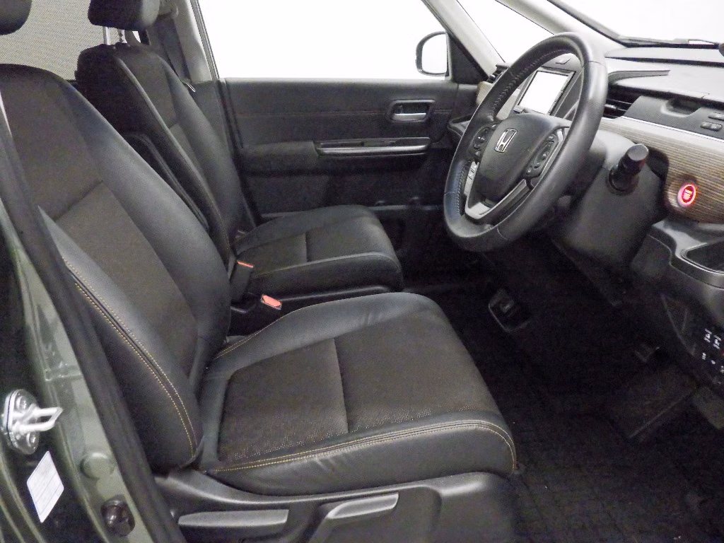 HONDA FREED+