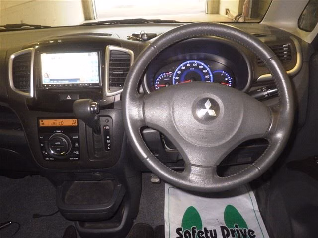 MITSUBISHI DELICA D:2