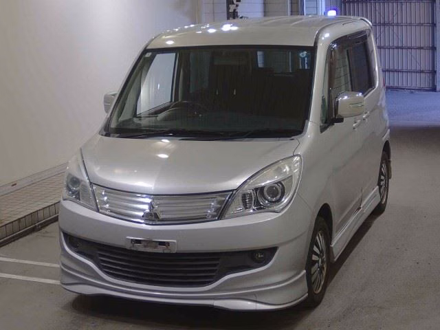 MITSUBISHI DELICA D:2