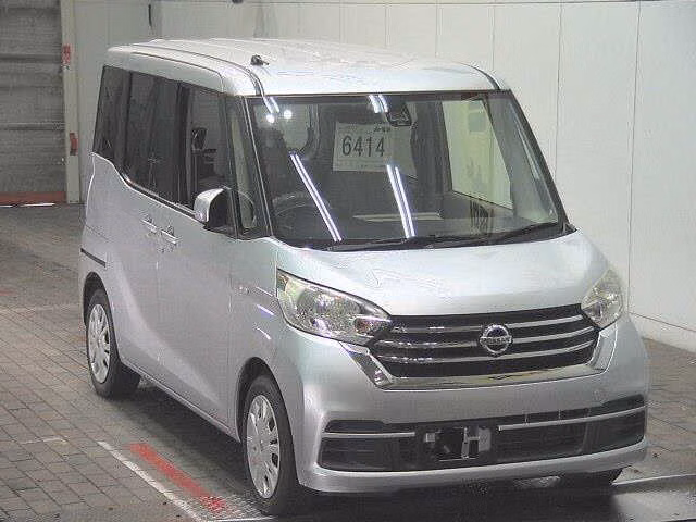 NISSAN DAYZ ROOX