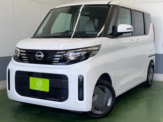 NISSAN ROOX
