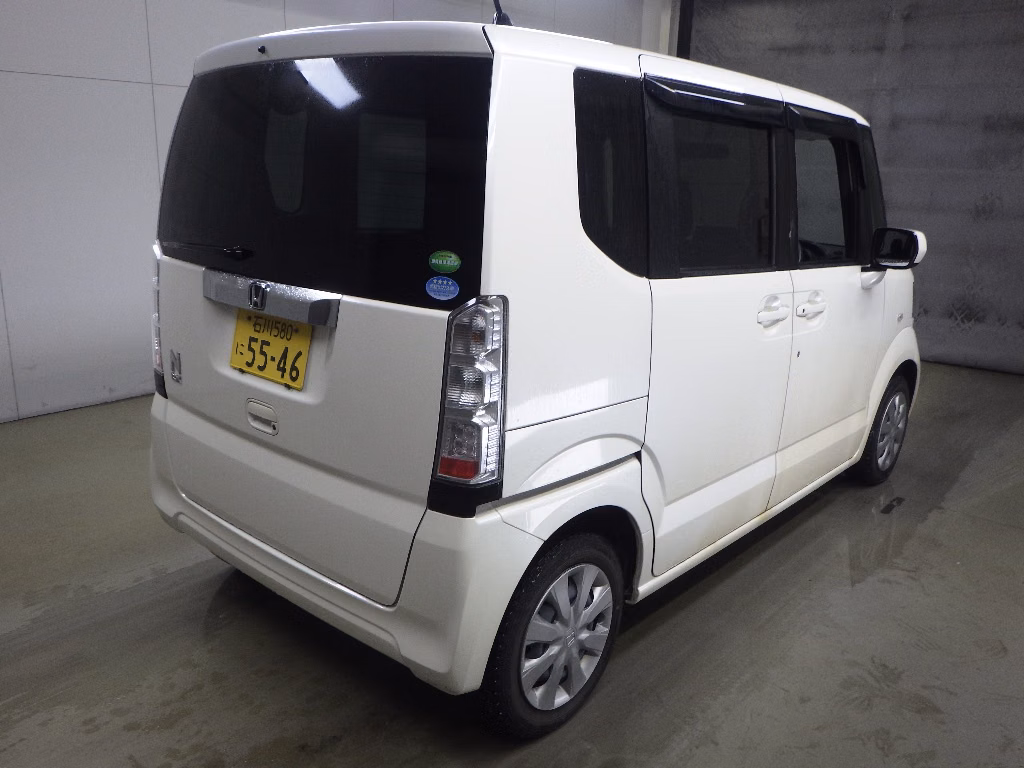 HONDA N-BOX