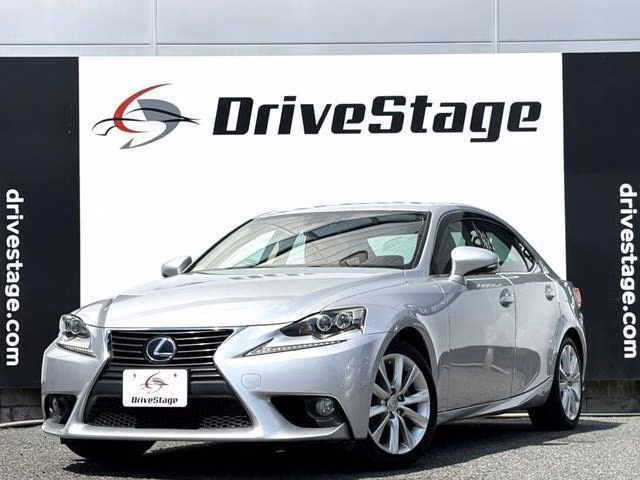 Lexus IS300h