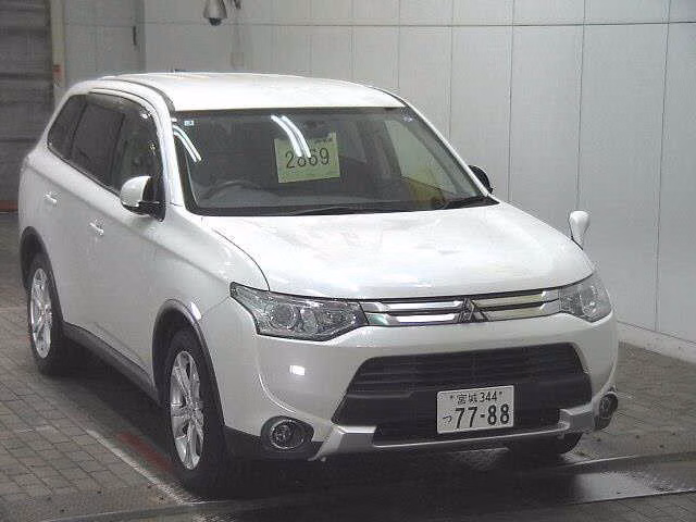MITSUBISHI OUTLANDER