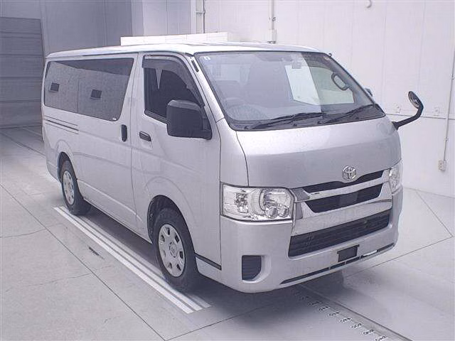 Toyota Regius Ace