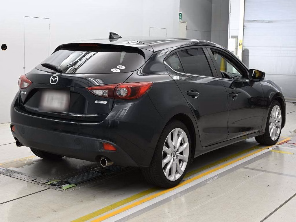 MAZDA AXELA