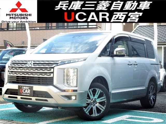 MITSUBISHI DELICA D:5