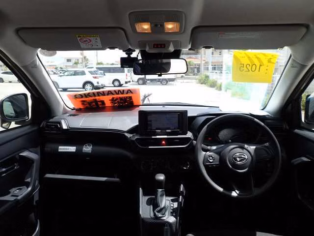 DAIHATSU ROCKY