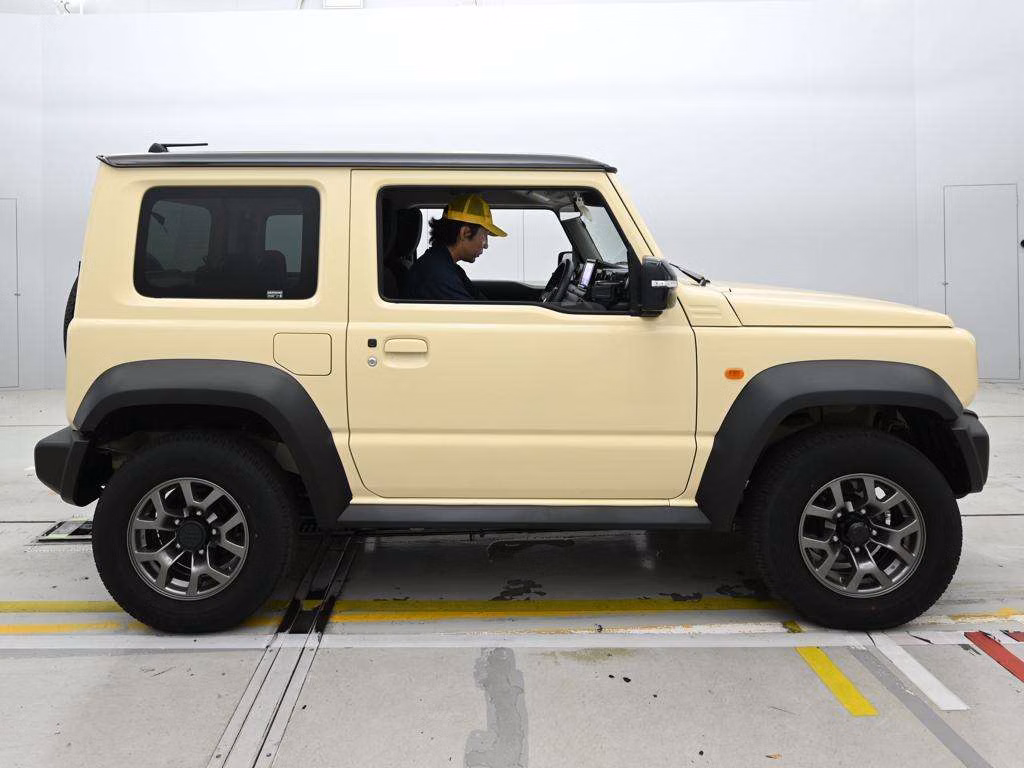 SUZUKI JIMNY SIERRA