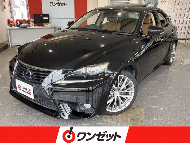 LEXUS IS300H