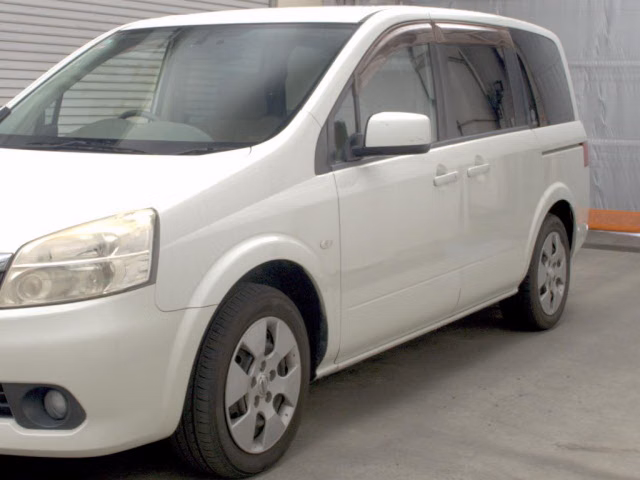 NISSAN LAFESTA