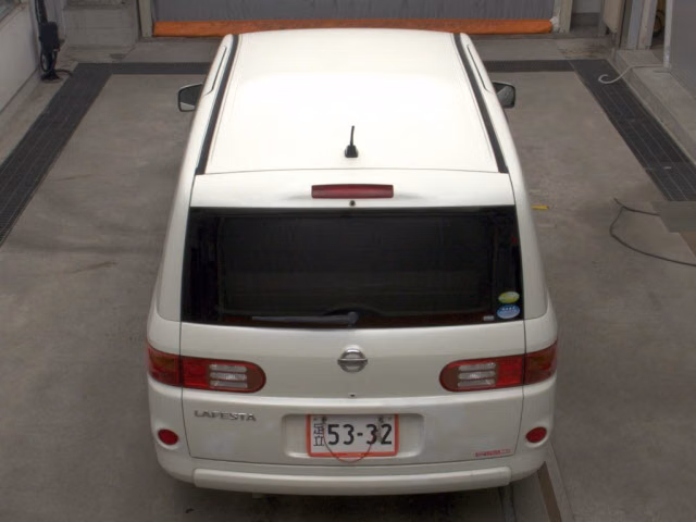 NISSAN LAFESTA