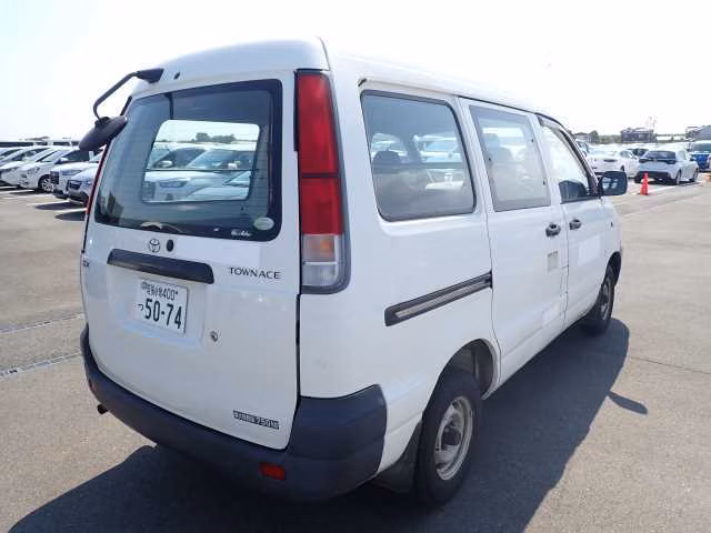 TOYOTA LITE ACE