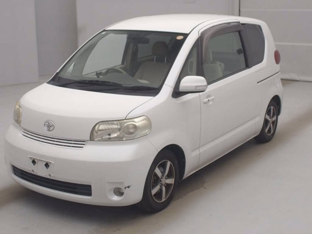 TOYOTA PORTE