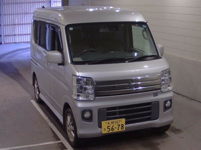 MITSUBISHI TOWN BOX