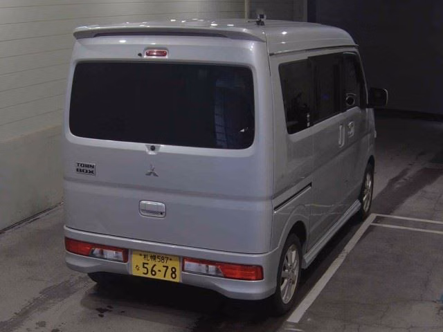 MITSUBISHI TOWN BOX