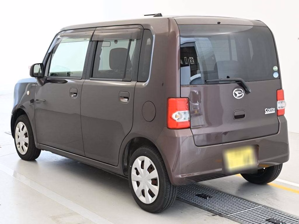 DAIHATSU MOVE CONTE
