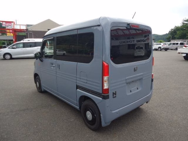 HONDA N-VAN