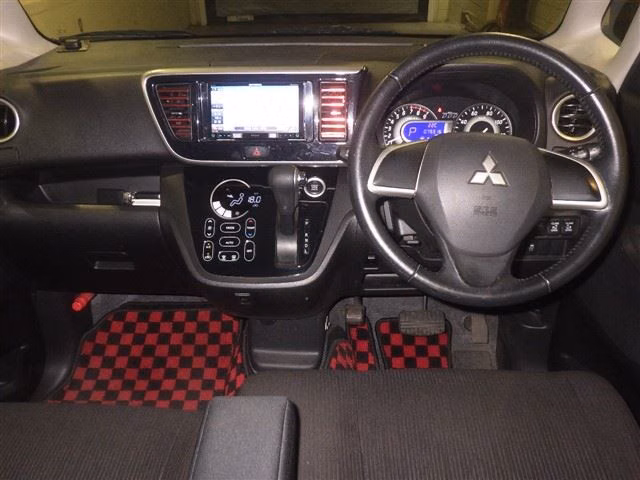MITSUBISHI EK SPACE
