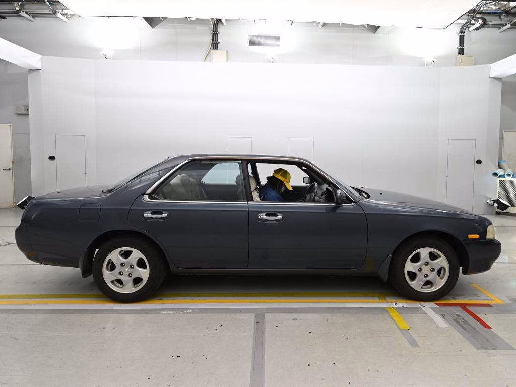 NISSAN LAUREL