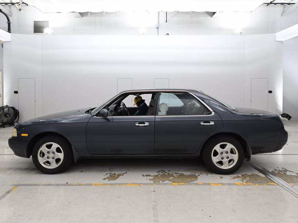 NISSAN LAUREL