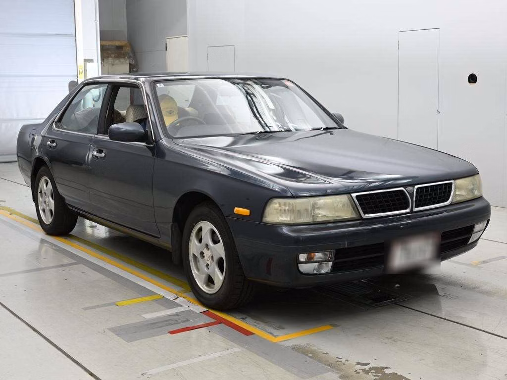 NISSAN LAUREL