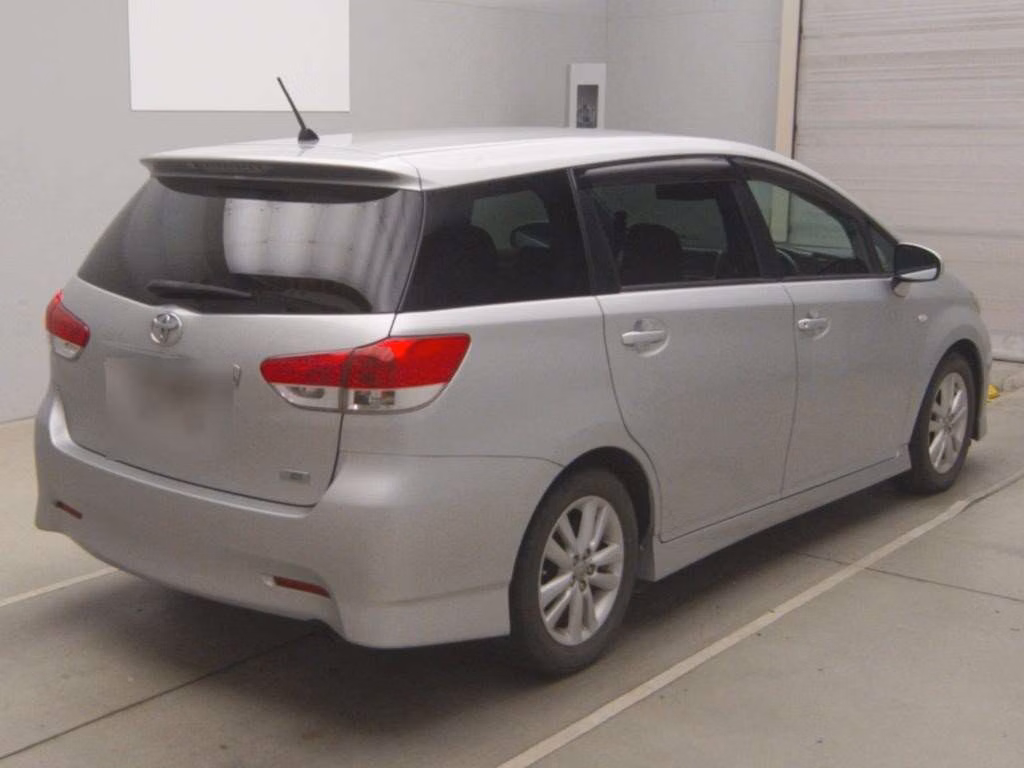 TOYOTA WISH