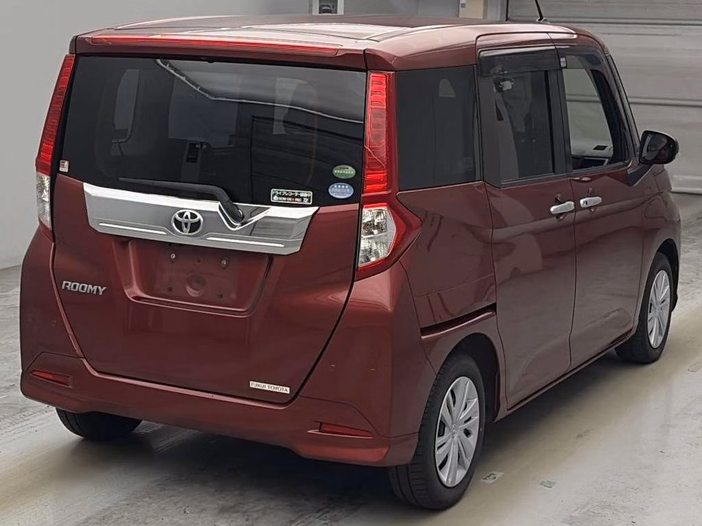 TOYOTA ROOMY