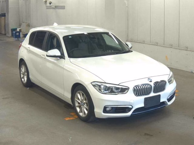 BMW 1-SERIES