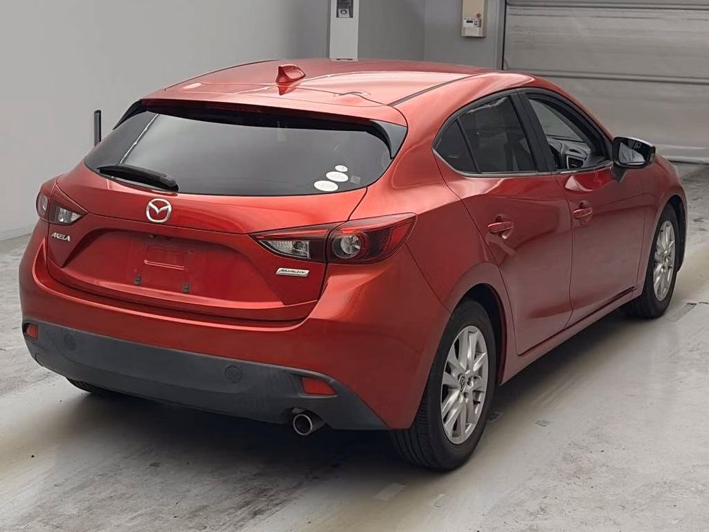 MAZDA AXELA