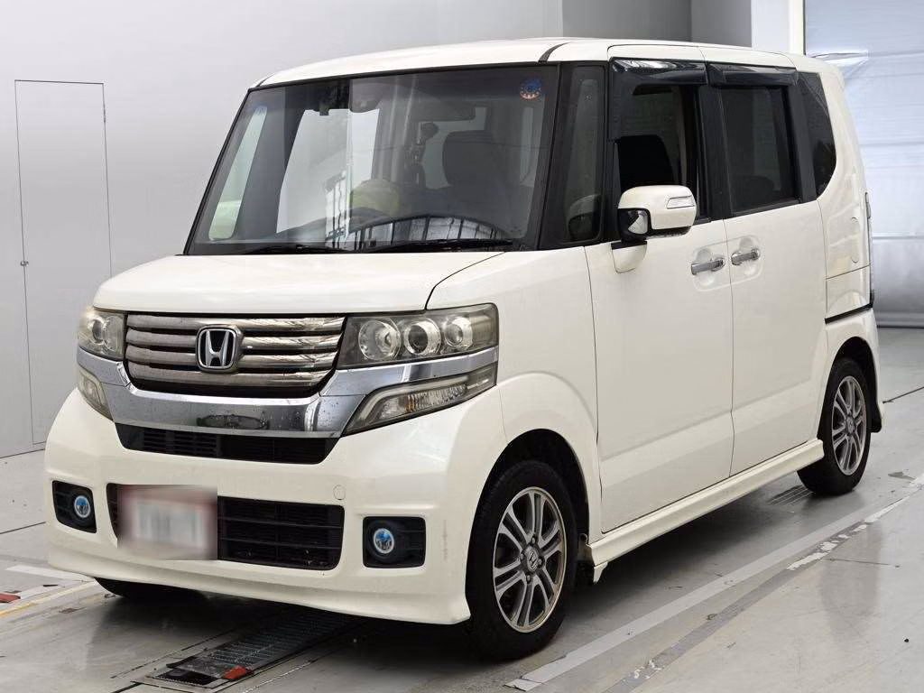 HONDA N-BOX