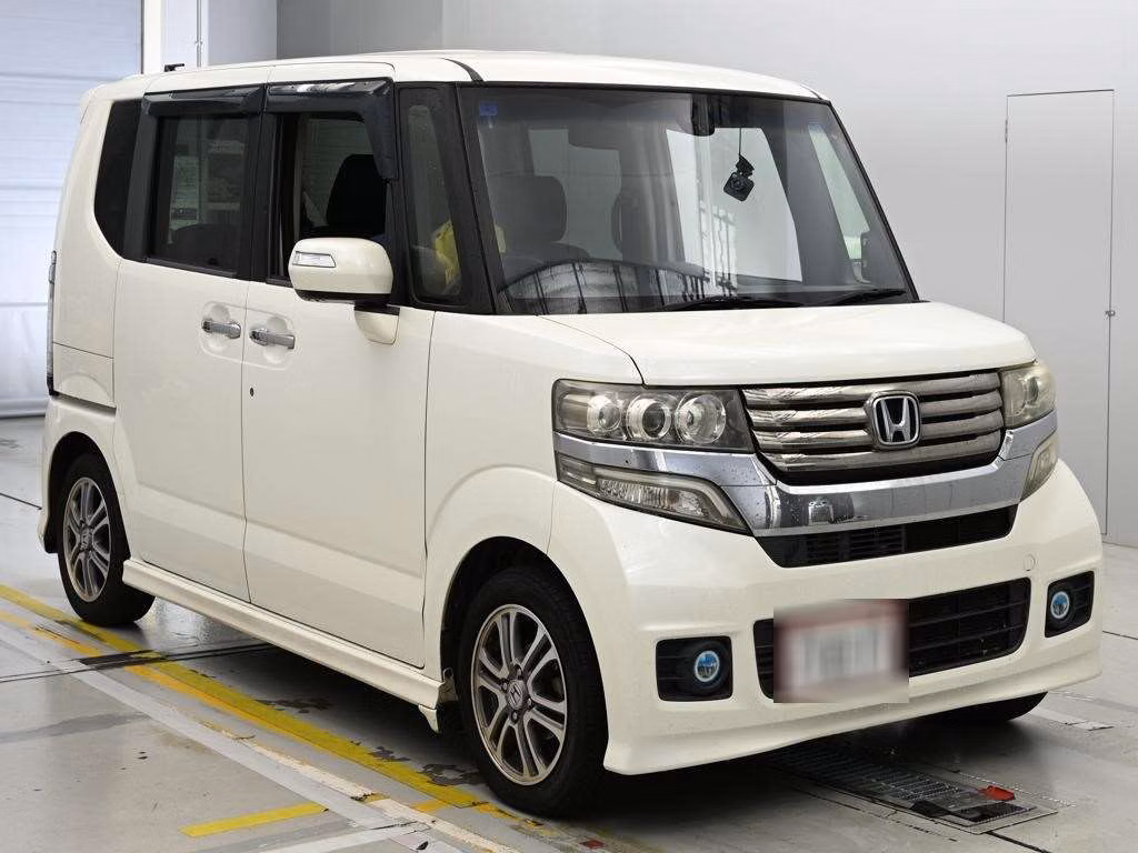 HONDA N-BOX