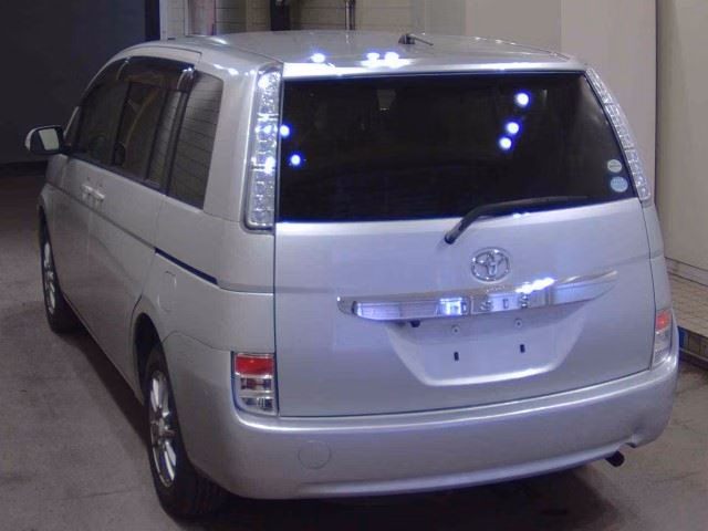TOYOTA ISIS