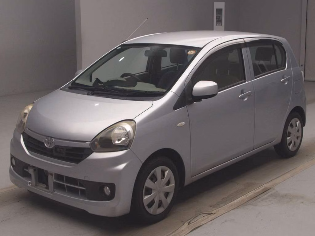 TOYOTA PIXIS EPOCH