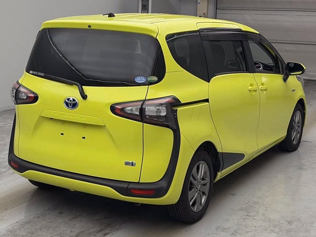 TOYOTA SIENTA