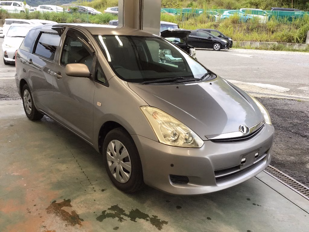 TOYOTA WISH