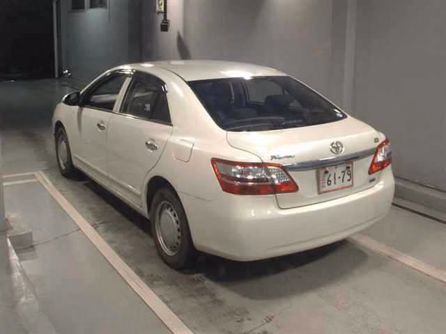 TOYOTA PREMIO