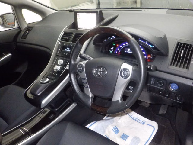 TOYOTA SAI