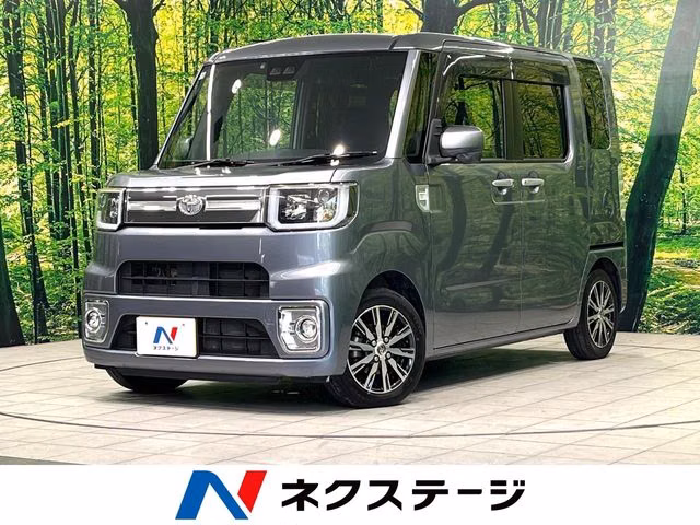 TOYOTA PIXIS MEGA