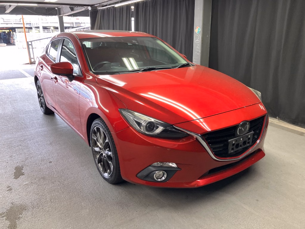 MAZDA AXELA