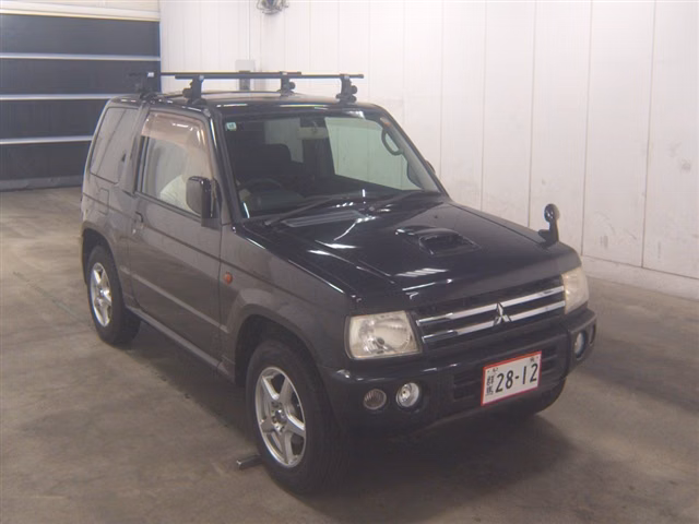 MITSUBISHI PAJERO MINI