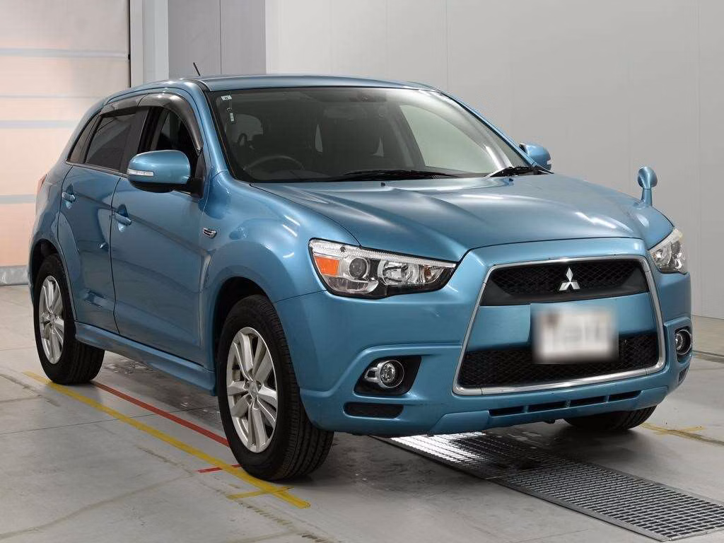 MITSUBISHI RVR